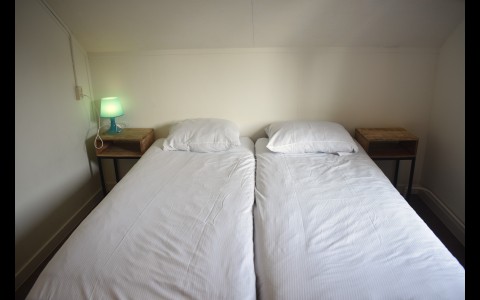 Slaapkamer boven - 1.JPG