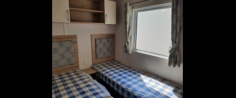 7. slaapkamer.jpg